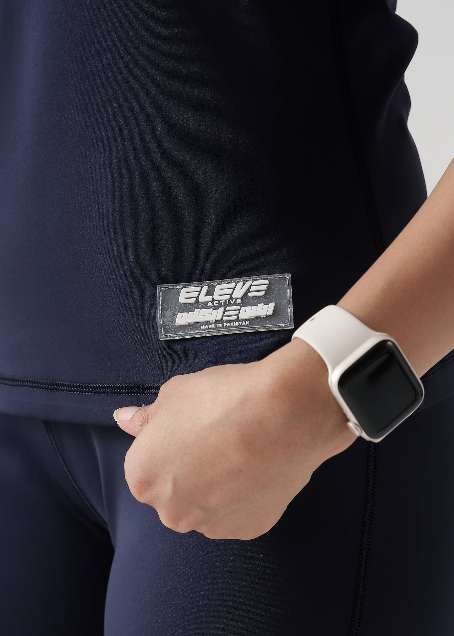 Fitted Zip Top